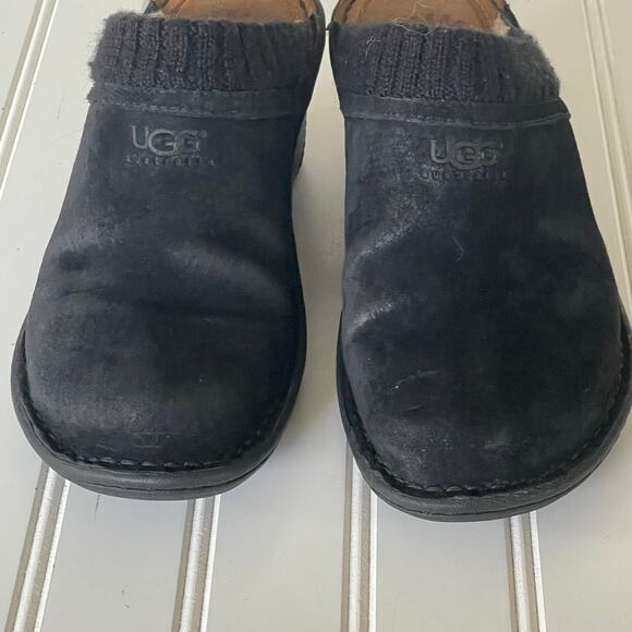 UGG Suede Rubber Sole Clogs size 7 - Picture 10 of 10